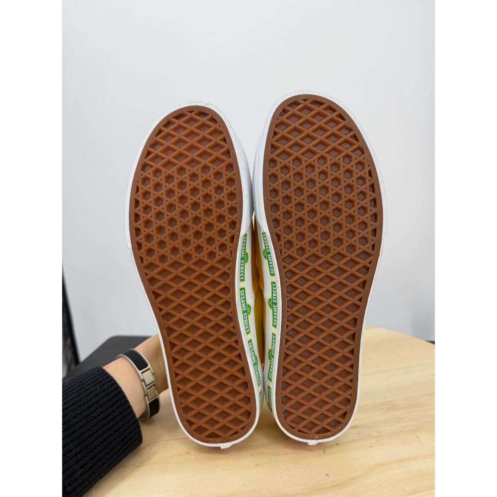 Vans x Sesame Street Authentic Sneakers Womens 8 Shoes Yellow Cartoon - Picture 9 of 10